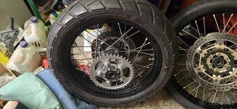 Honda Africa Twin 1100 kompletní kola