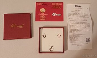 Stříbrná sada srdce s českým granátem