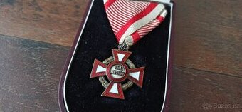 Rakousko Uhersko Vojenský záslužný kříž v etui.