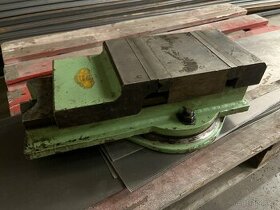 Zánovní strojní Svěrák