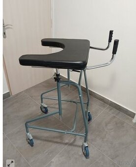 NOVÉ CHODÍTKO SE ZÁRUKOU 3 500,-  PC 5613,-