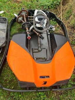 Predám motokáru len kostru s krytmi