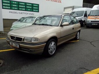 OPEL ASTRA 1.6 74 KW AUTOMAT