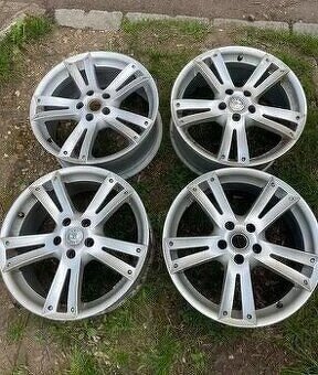 ALU kola Škoda a na Vw 5x112 18 v pořádku elektrony i pošt -