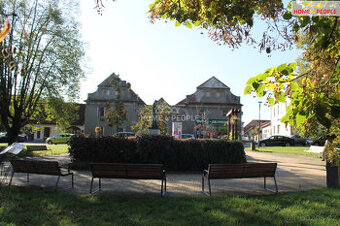 Venkovská usedlost na náměstí v Bystřici