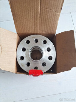 Rozšiřovací podložky pod kola