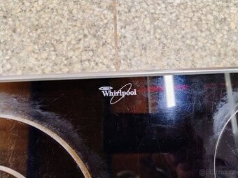 Sklokeramická deska