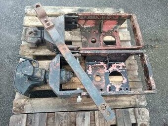 Závěs automat, závěs kolík. Konzole ůzká, široká