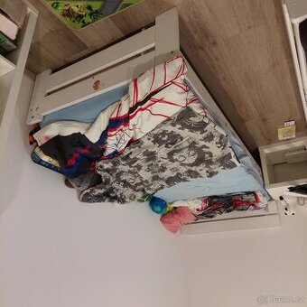 Bílá postel 90x2000