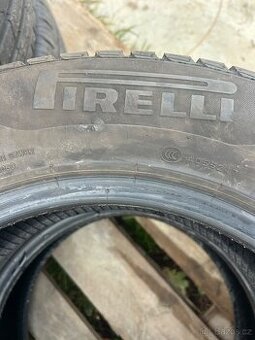 Pneu 215/60R16,škoda,passat,