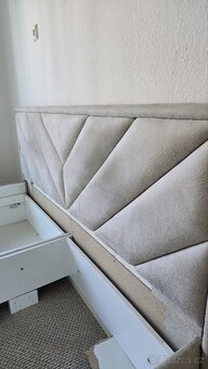 Manželská postel 180cm