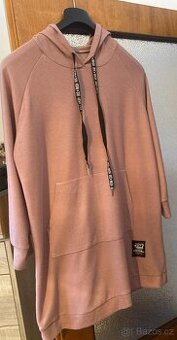 Italská svetříková tunika nová vel. 48 a více