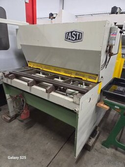 Tabulové nůžky hydraulické FASTI  509-12/4  rok 1992