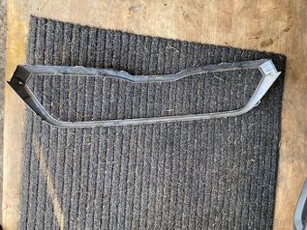 Chrom rámeček Škoda Scala 2020