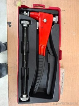 Nýtovací kleště na matice - 1