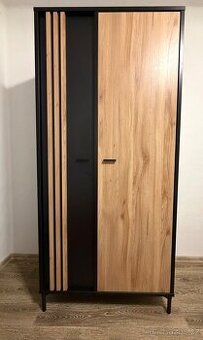 Šatní skříň a komoda Joakimis