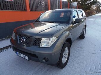 Nissan Pathfinder 2.5 DCi 4x4 manuál redukce tažné 3t