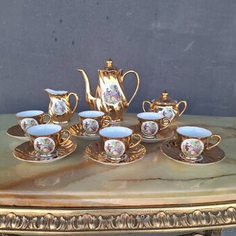 Starožitný porcelánový zlacený čajový servis
