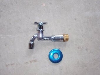 vodovodní kohout 1/2" s přechodkou na 1"