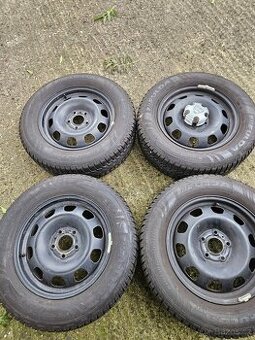 Zimní Kola na Dacia Duster 215/65R16