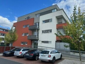 Prodej bytu 1+kk  76 m2 Pitkovice - Praha - 1