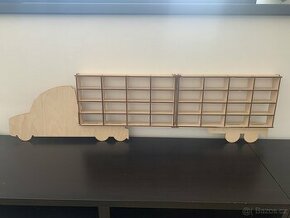 Dřevěná polička na autíčka - kamion 2 ks