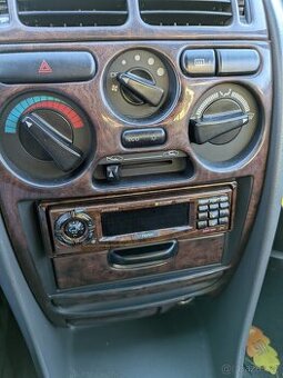 Clarion Arx7370rw - Vintage staré autoradio - Top stav