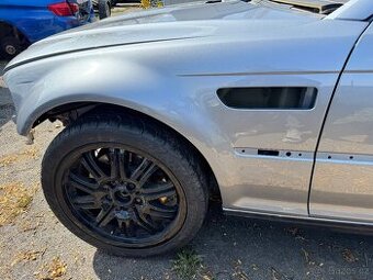 BMW E46 M3 přední levý blatnik silbegrau