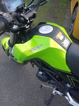 Benelli tnt 125 - 1