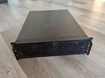 Severová case 3U hloubka 60cm - 1