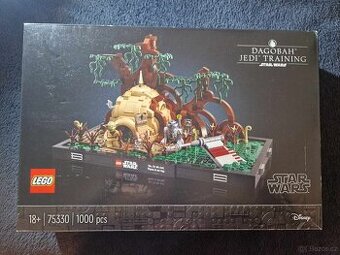 LEGO StarWars75330 Jediský trénink na planetě Dagobah