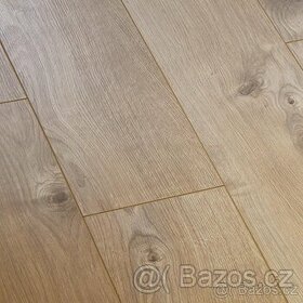 Laminátová plovoucí podlaha 60m2 dub classicsleva 45%NOVÁ