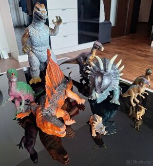 Dinosauří figurky