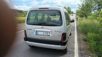 Citroen BERLINGO 2,0HDI 66KW,R.V.2006 200000KM