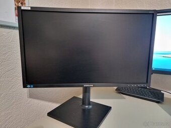24'' Samsung