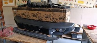 Prodám kompletní přední nárazník na Jeep Wrangler