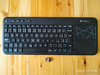 Bezdrátová klávesnice Logitech K400r