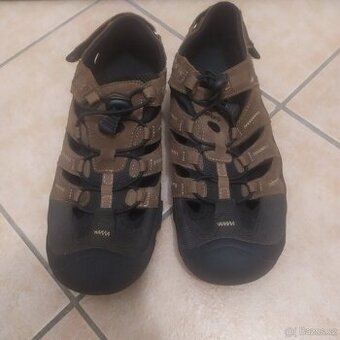 Sandály chlapecké, vel. 42, Zn. Umbro