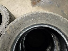Zimní 215/65 R16