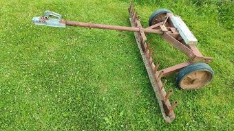 Břit za traktor