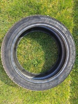 235 45 R19 zimní pneu nokian