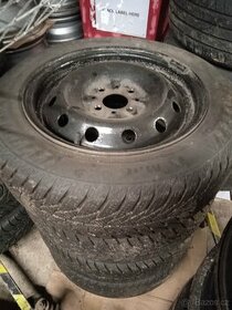 Zimní pneu 165/65/14 + disky