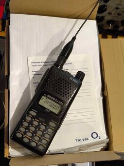Rucni UHF a VHF radiostanice, vysilacka, Alinco DJ-596