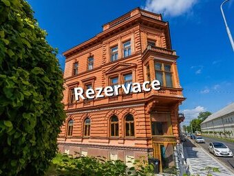 Prodej bytu 2+kk 43 m², Hradec Králové, Komenského - bez RK