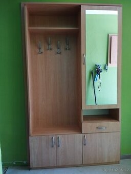 Stěna do předsíně