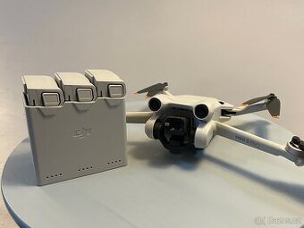 DJI Mini 3 Pro Fly More Combo
