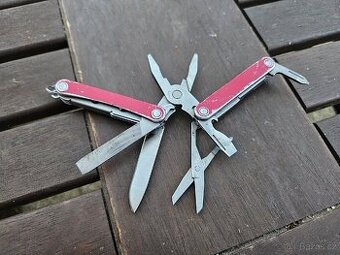 Prodám Leatherman Squirt PS4