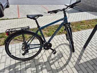 Trekové kolo CTM Tranz 2025