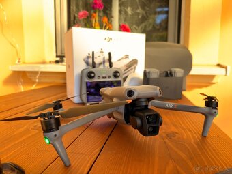 DJI Air 3 Fly more combo + RC2 + záruka