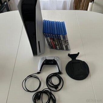PlayStation 5 + 10 her – dobrý stav